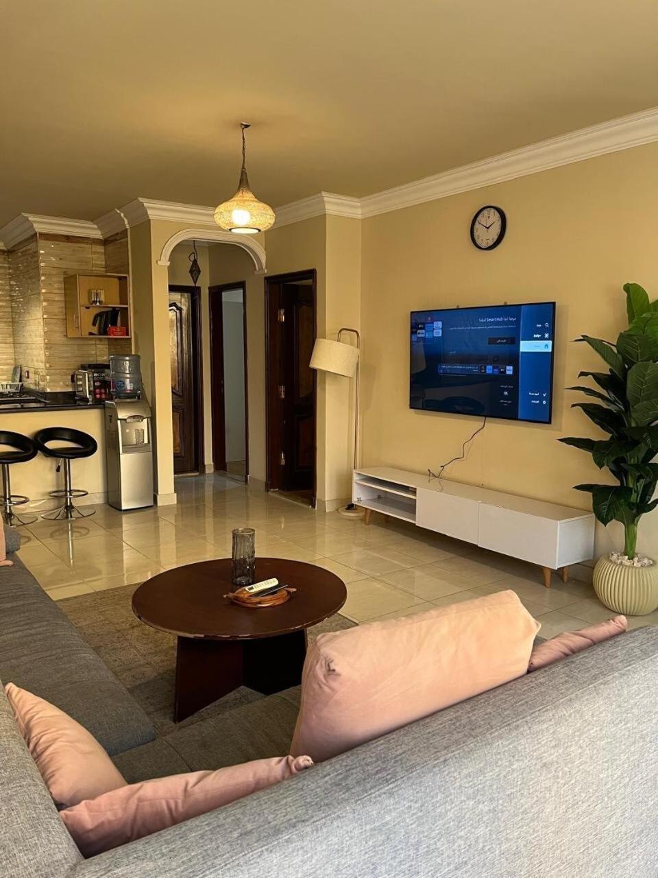 Zamalek Big Terrace 2br * Cairo
