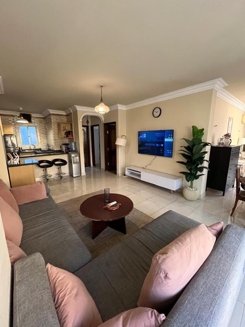 Apartment Zamalek Big Terrace 2br