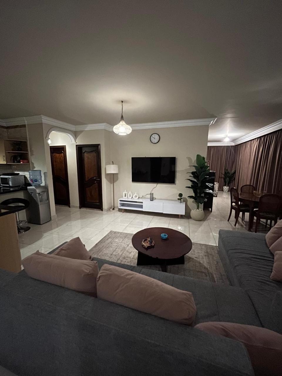 Zamalek Big Terrace 2br Apartment *