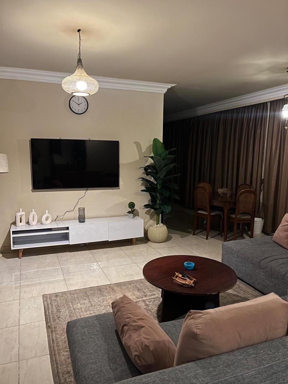 Zamalek Big Terrace 2br Apartment Cairo